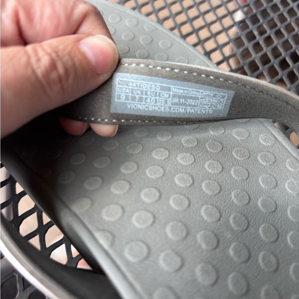 Vionic Gray Flip Flops with Silver Accents - Picture 5 of 5